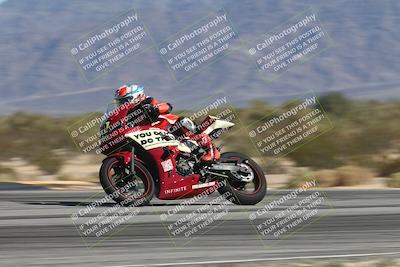 media/Oct-30-2025-Racers Edge (Thu) [[dabbdaf680]]/3-B Group/Session 4 (Turn 9 Side)/